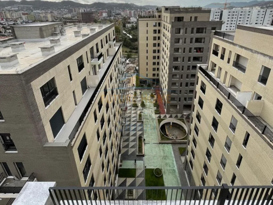 Tirane, shitet apartament 3+1+2+Post Parkimi+Ballkon Kati 2, 143 m² 300.000 € (Fusha e Aviacionit, Grand Park Residence)
