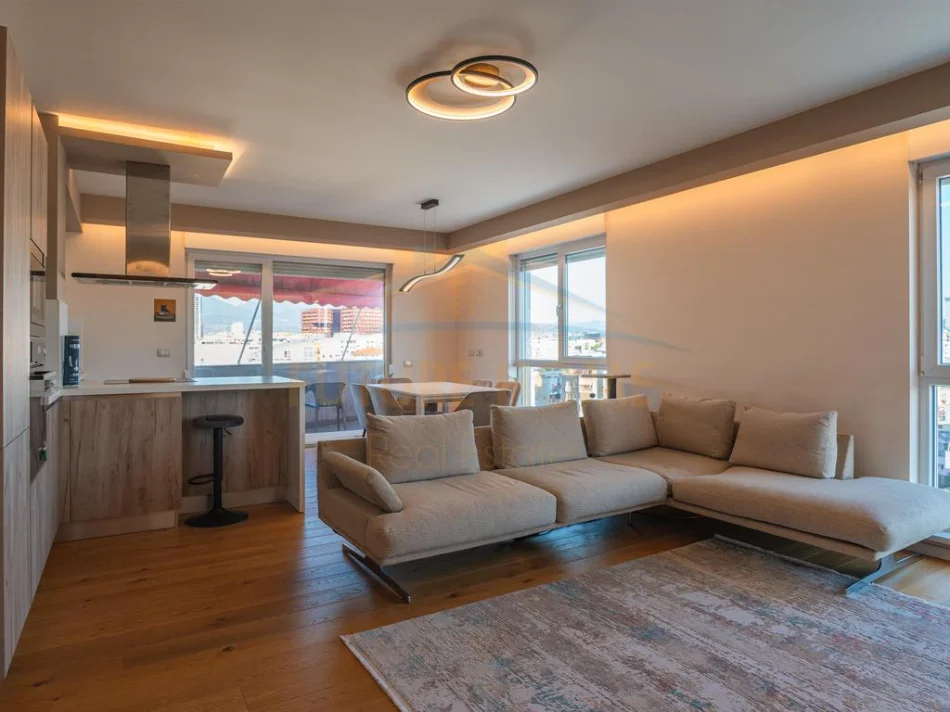 Tirane, shitet apartament 3+1+Aneks+Ballkon Kati 11, 138 m² 350.200 € (Kontakt 21)