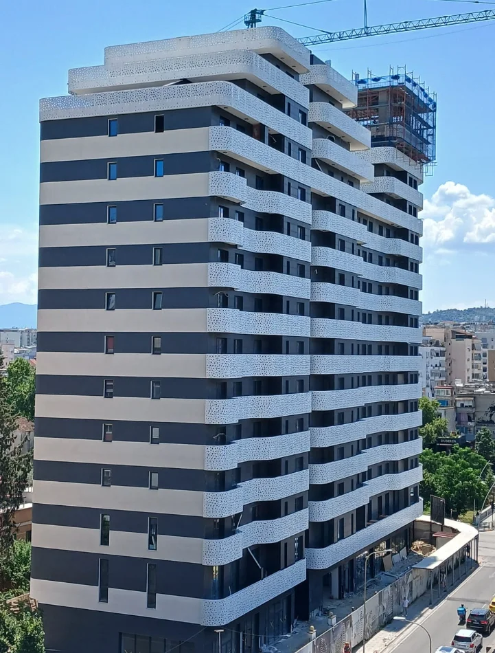 Tirane, shitet apartament 3+1+Aneks+Ballkon Kati 6, 151 m² 360.000 € (Rruga Muhedin Llagami)
