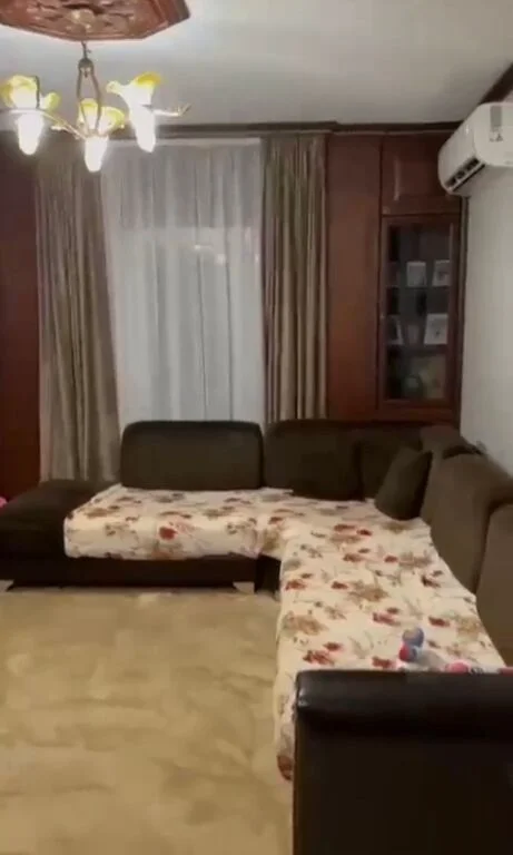 Tirane, shitet apartament 3+1 , (BLLOKU GINTASH)