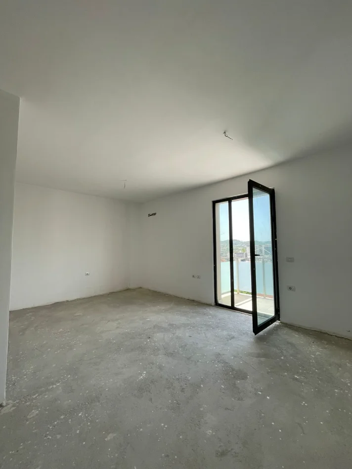 Tirane, shitet apartament 3+1+Ballkon+Parkim Kati 6, 119 m² 203.200 € (Casa Italia)