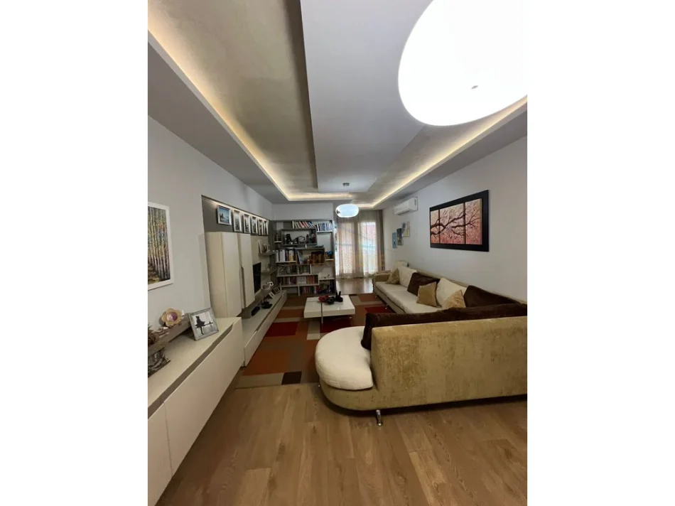 Tirane, shitet apartament 3+1 Kati 1, 103 m² 220.000 € (DON BOSKO)
