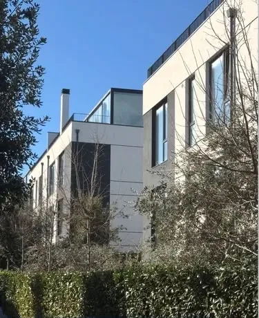 Tirane, shitet apartament 3+1 Kati 1, 206 m² 562.000 € (FOREST REZIDENCE)