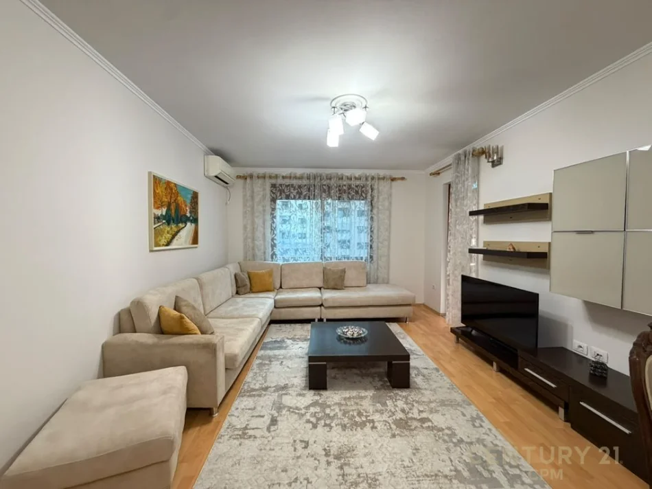Tirane, shitet apartament 3+1 Kati 2, 127 m² 310.000 € (ISH STACIONI TRENIT)