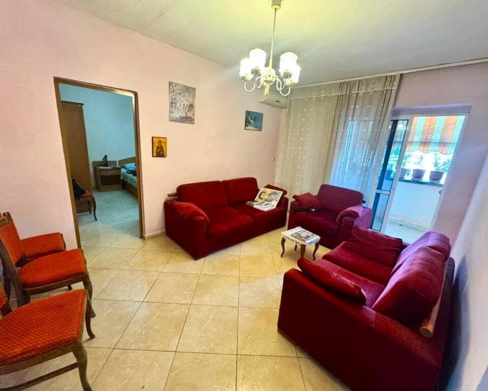 Tirane, shitet apartament 3+1 Kati 2, 89 m² 193.237 € (Mozaiku i Tiranes, 21 Dhjetori)