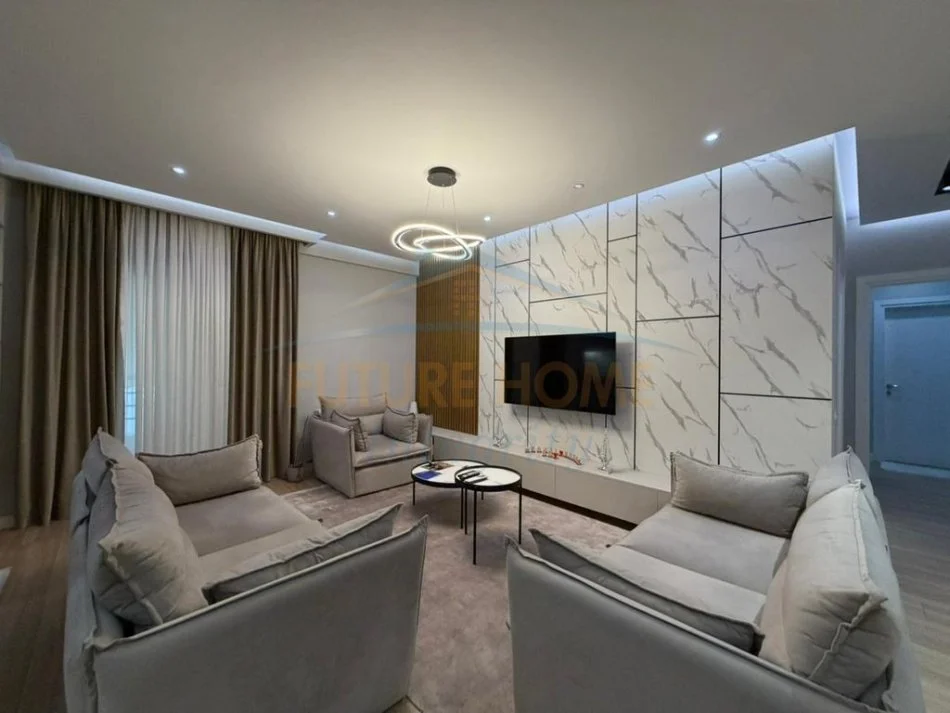 Tirane, shitet apartament 3+1 Kati 3, 113 m² 325.000 € (Liqeni i thate)