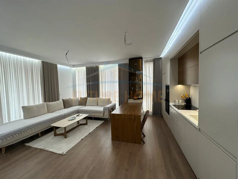 Tirane, shitet apartament 3+1 Kati 3, 151 m² 350.000 € (Rrga Jordan MIsja)