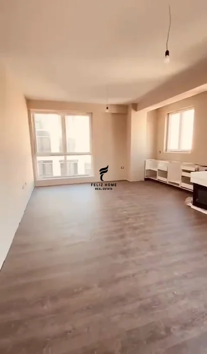 Tirane, shitet apartament 3+1 Kati 4, 135 m² 330.000 € (KOMUNA E PARISIT)