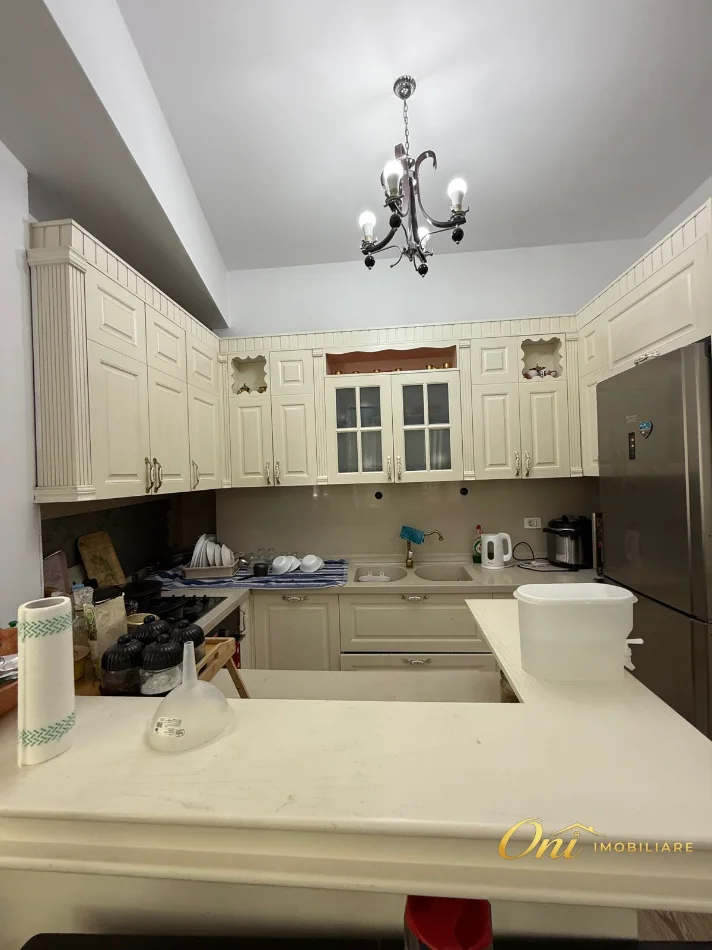 Tirane, shitet apartament 3+1 Kati 4, 180 m² 400.000 € (KOMPLEKSI MAGNET)
