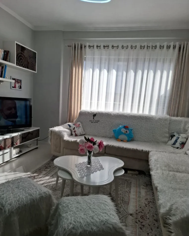 Tirane, shitet apartament 3+1 Kati 5, 134 m² 220.000 € (ASTIR)