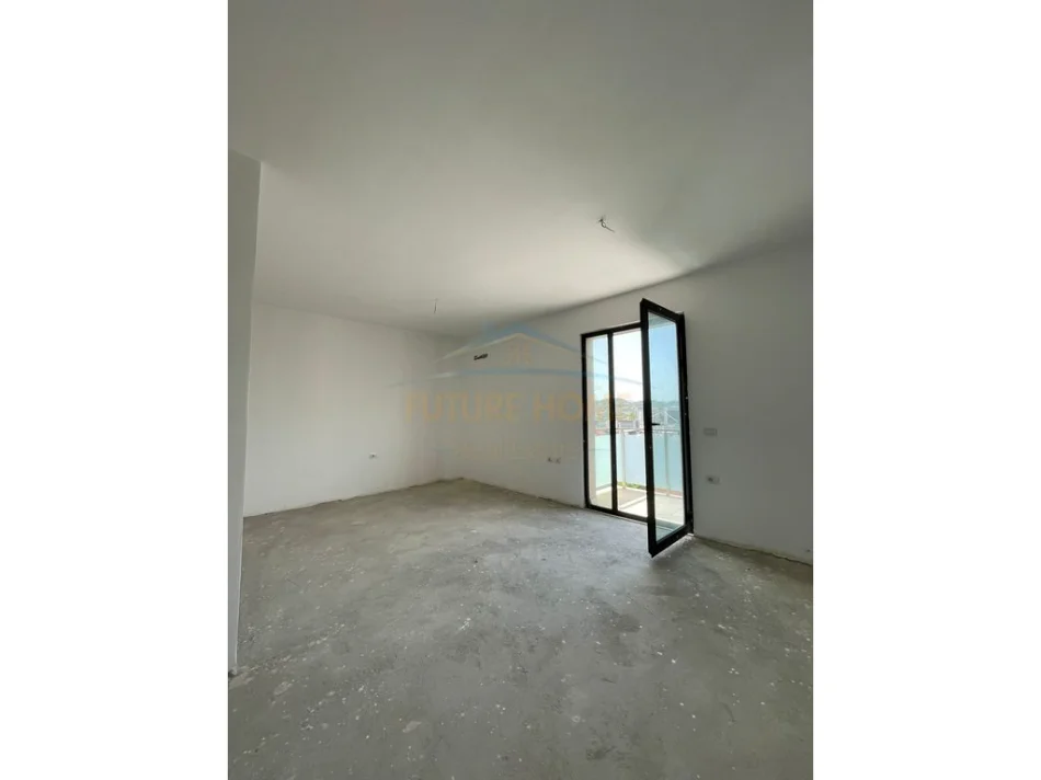 Tirane, shitet apartament 3+1 Kati 6, 119 m² 178.200 € (DOGANA)