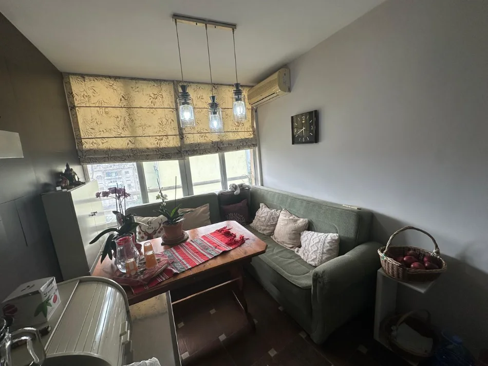 Tirane, shitet apartament 3+1 Kati 9, 120 m² 220.000 € (Laprake)