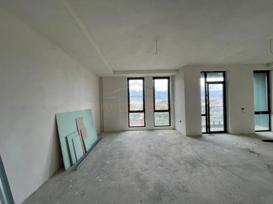 Tirane, shitet apartament 3+1 Kati 9, 156 m² 280.000 € (Bulevardi i Ri)