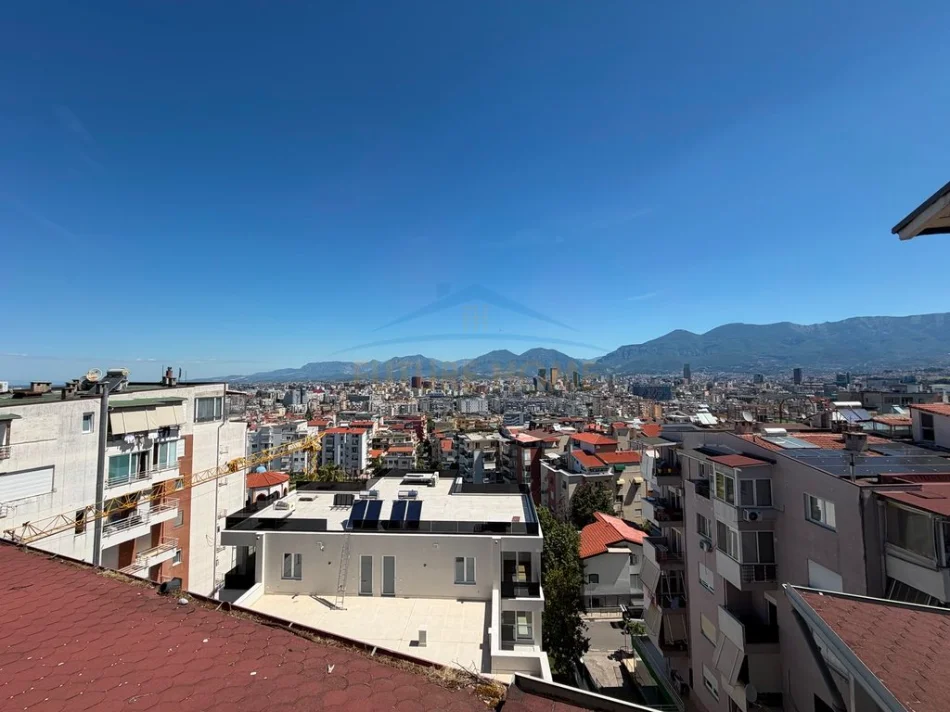 Tirane, shitet apartament 4+1 Kati 4, 237 m² 280.000 € (KODRA E DIELLIT)