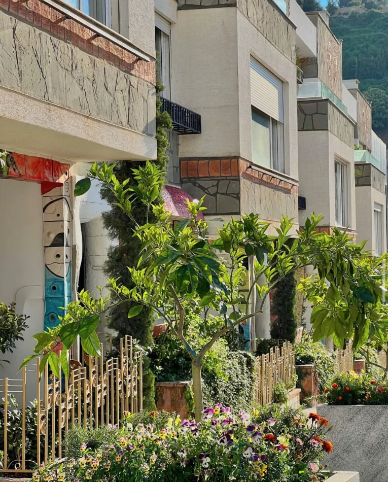 Tirane, shitet apartament Dublex Kati 1, 156 m² 370.000 € (Kodra e Diellit)