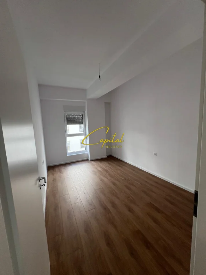 Tirane, shitet apartament Kati 6, 61 m² 110.000 € (ALI DEMI)