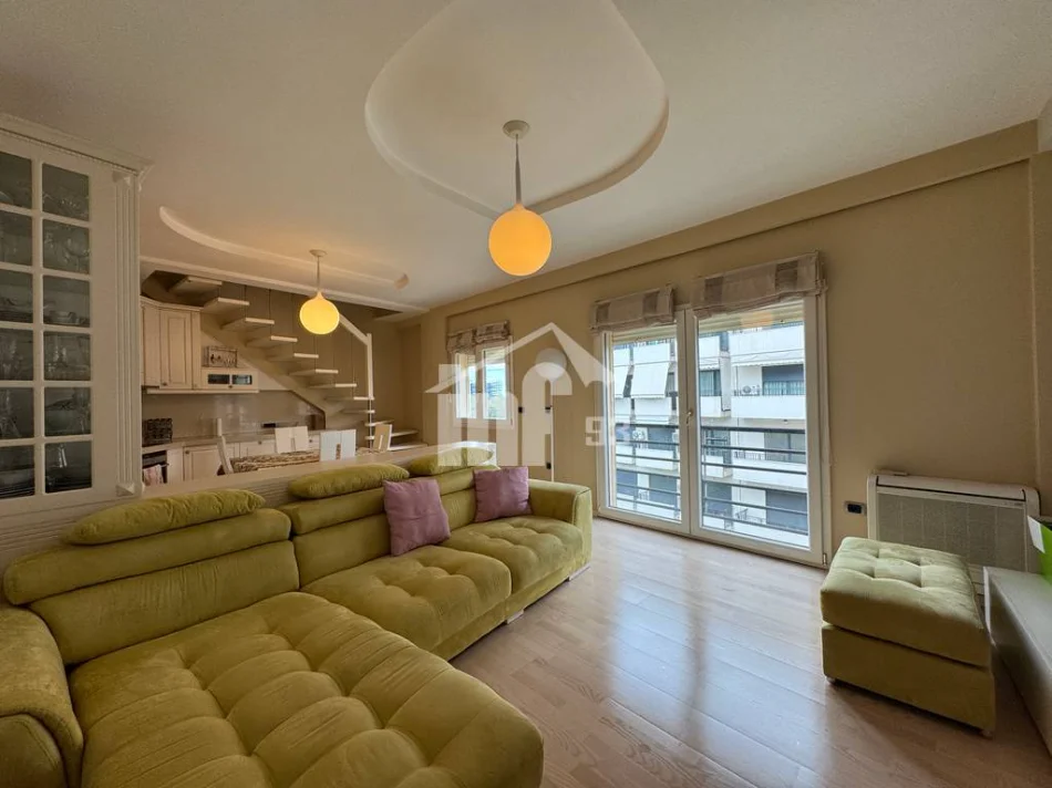 Tirane, shitet apartament duplex 2+1 , 120 m² 270.000 € (TEK LIQENI I THATË)