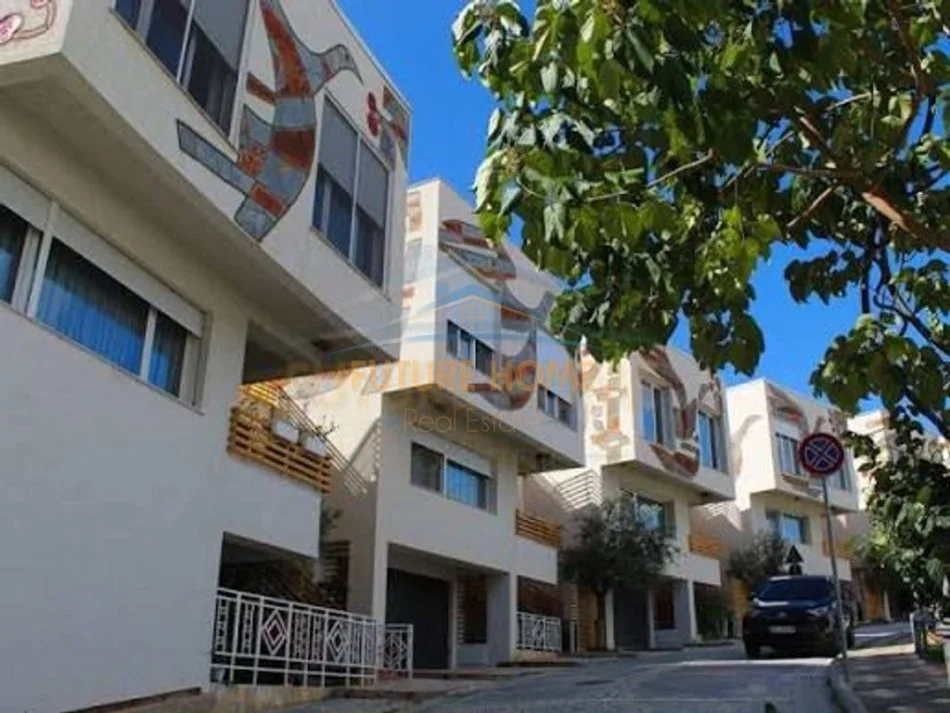 Tirane, shitet apartament duplex 2+1+Aneks+Ballkon Kati 4, 120 m² 260.000 € (REZIDENCA KODRA E DIELLIT 1)