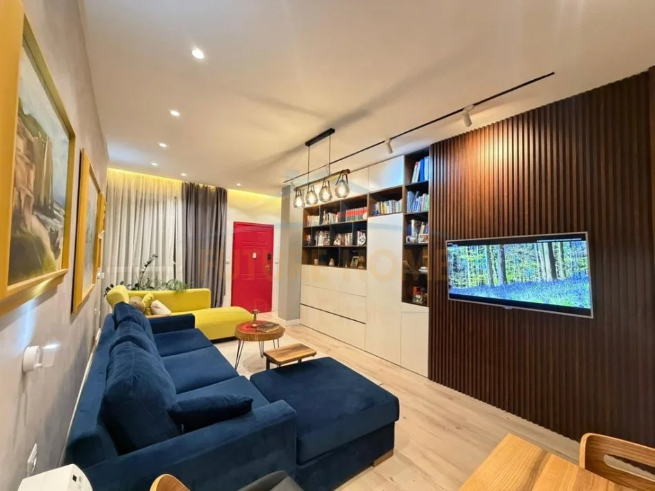 Tirane, shitet apartament duplex 3+1 Kati 0, 110 m² 310.000 € (Kodra e Diellit)