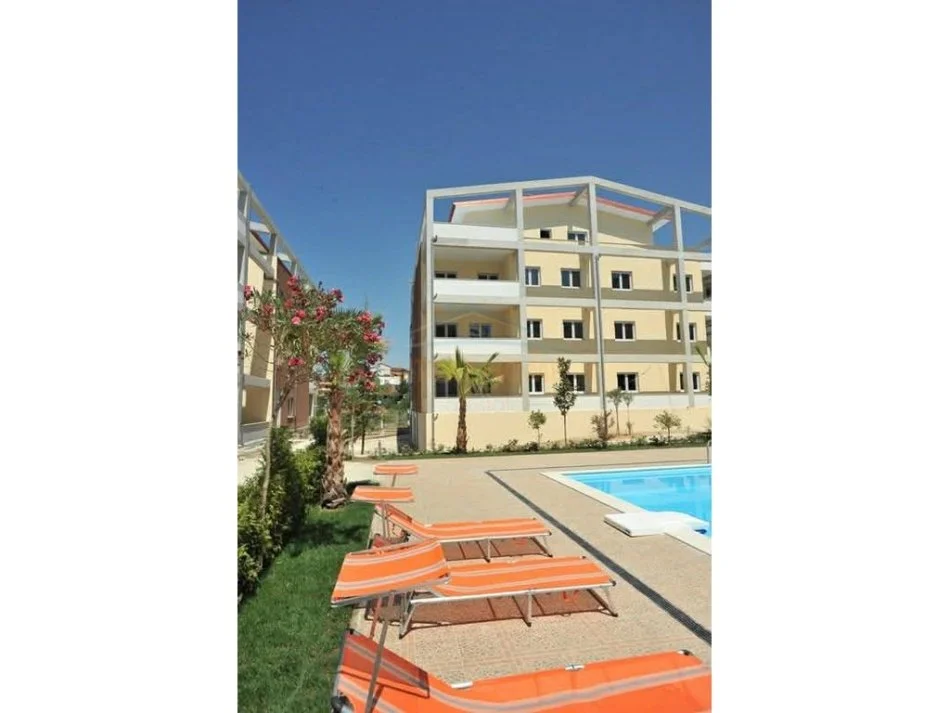 Tirane, shitet apartament+verande | Penthouse 2+1 Kati 1, 254 m² (afer hotel gjuta)