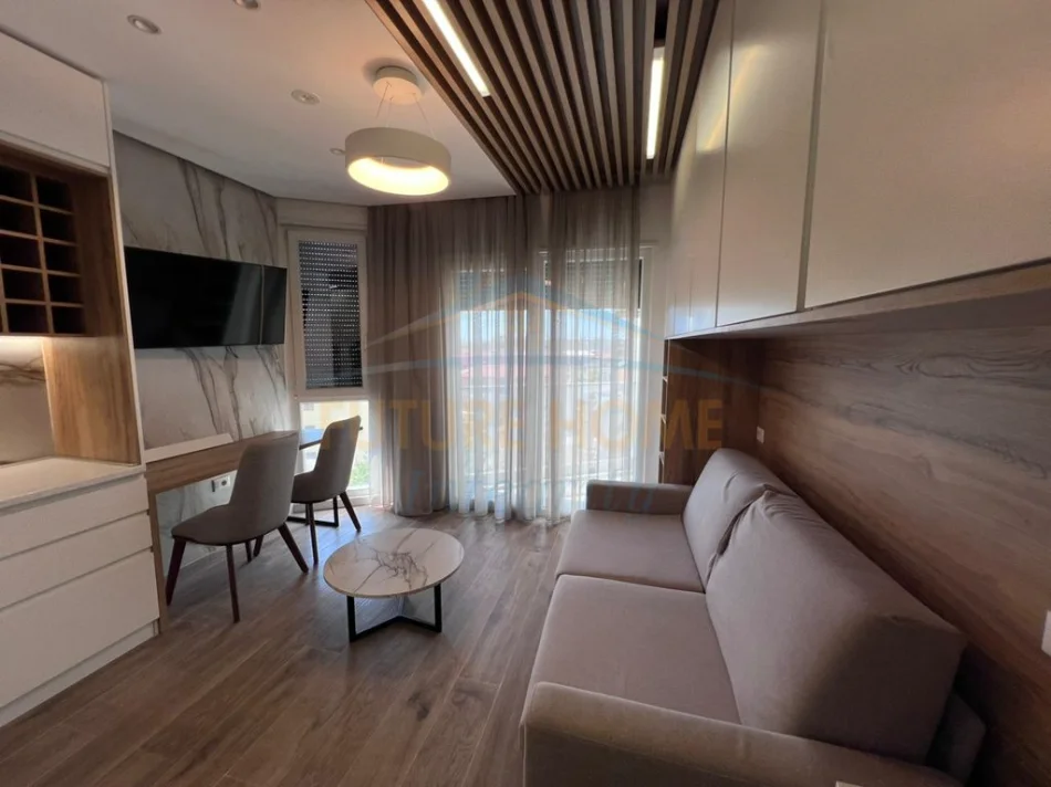 Tirane, shitet garsonier 1+1 Kati 2, 34 m² 95.000 € (Rruga e Dibres)