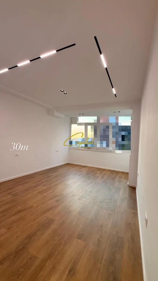 Tirane, shitet garsonier 1+1 Kati 4, 30 m² 115.000 € (21 DHJETORI)