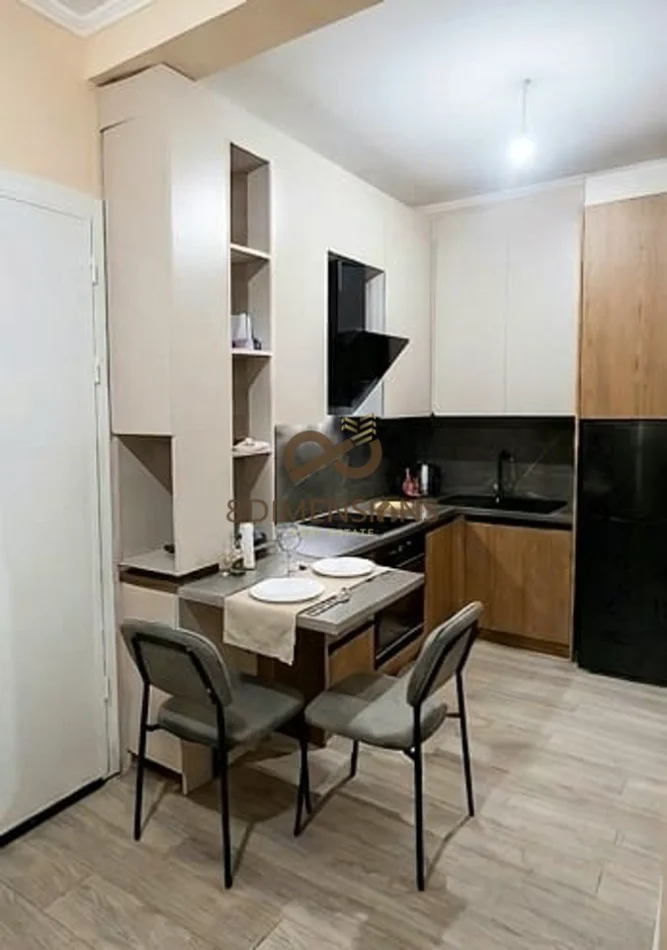 Tirane, shitet garsonier 1+1 Kati 6, 28 m² 75.000 € (ali demi)
