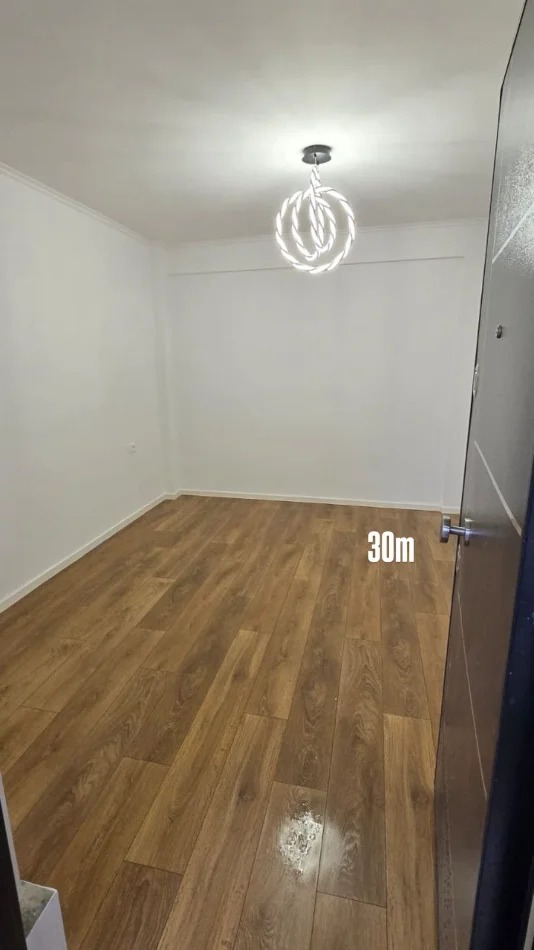 Tirane, shitet garsonier Kati 1, 30 m² 87.000 € (STADIUMI DINAMO)