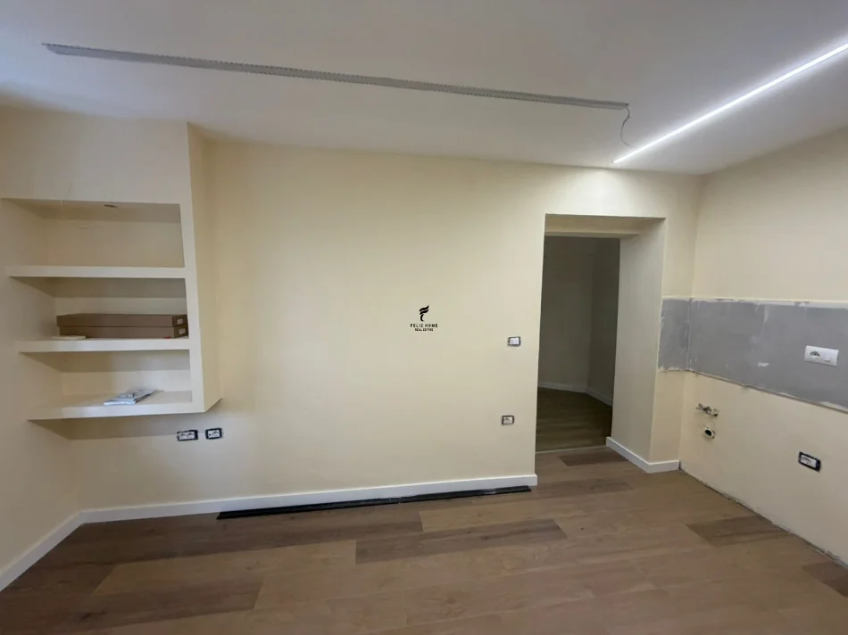Tirane, shitet garsonier Kati 2, 27 m² 78.000 € (RRUGA E ELBASANIT)