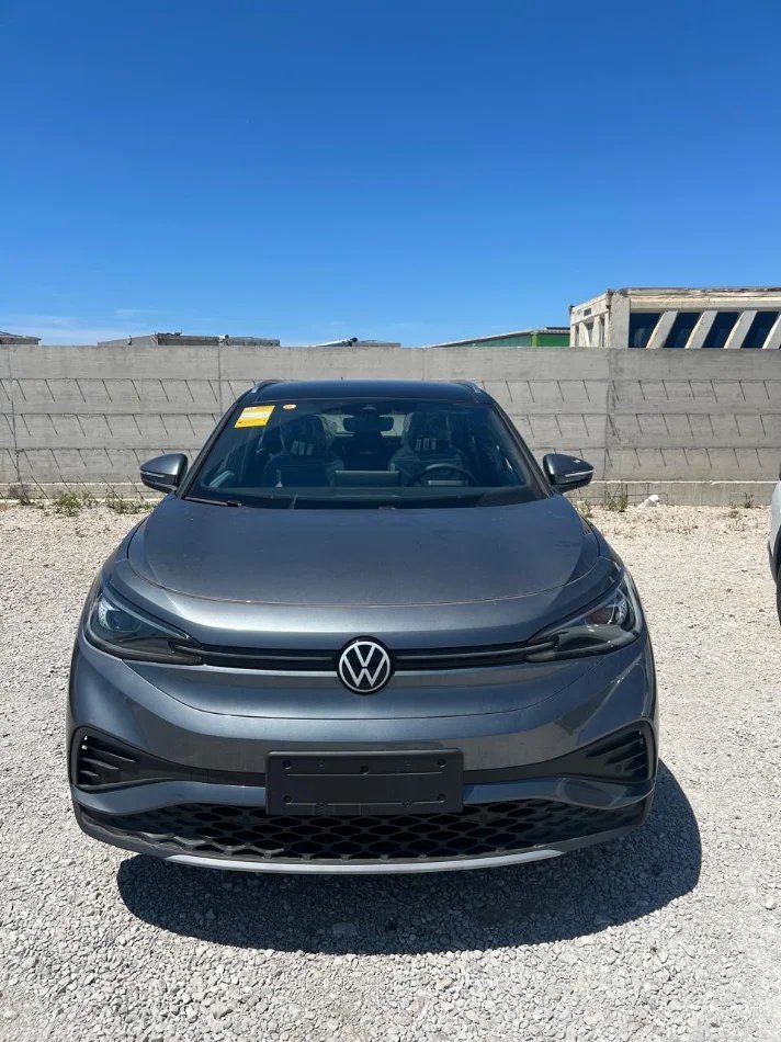 Tirane, shitet makine elektrike Volkswagen ID4 Elektrike, automatik 110.000 km 20.000 €