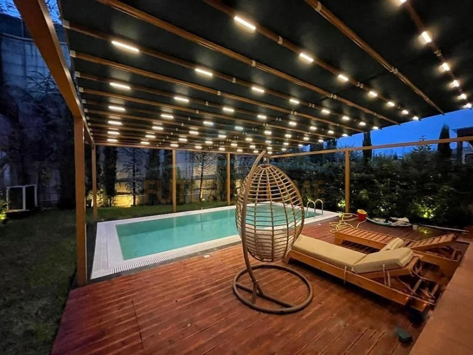 Tirane, shitet shtepi 2+1 Kati 1, 225 m² 818.000 € (Rezidenca Porta e Gjelbër)