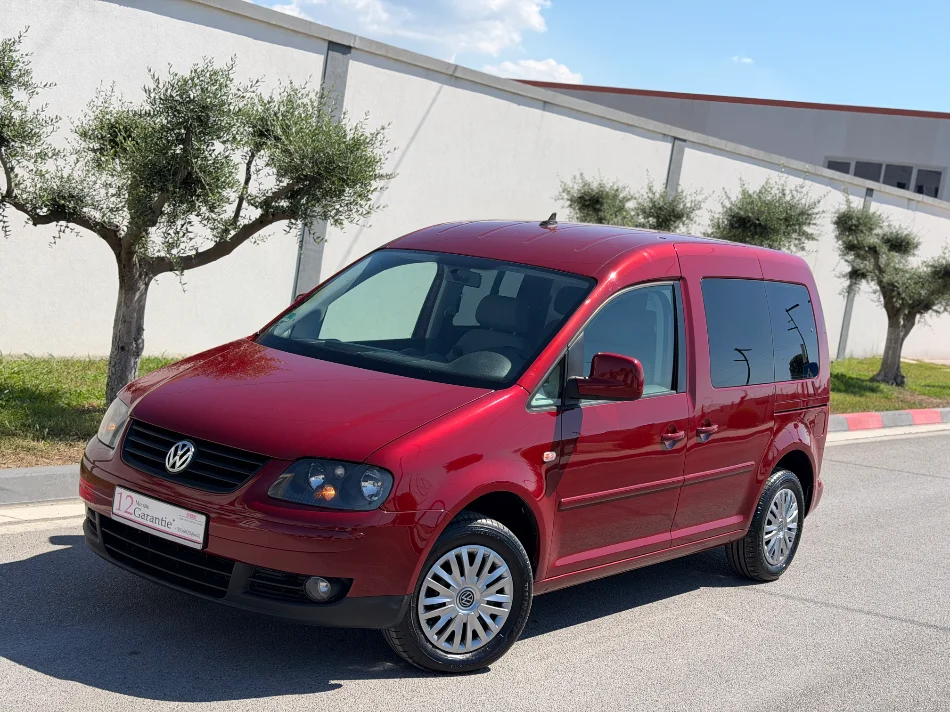 Vw caddy 1.9 nafte 👉 2010 👈 automatike - 6.200 lek