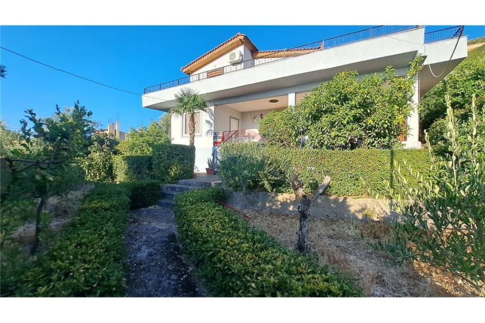 Vlore, SHITET OSE JEPET ME QERA Vile 2 Katshe, 250 m² 520.000 €