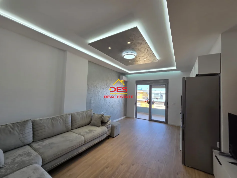 Vlore, shitet apartament 2+1+Ballkon Kati 9, 101 m² 230.000 € (Rruga Aleksandër Moisiu)