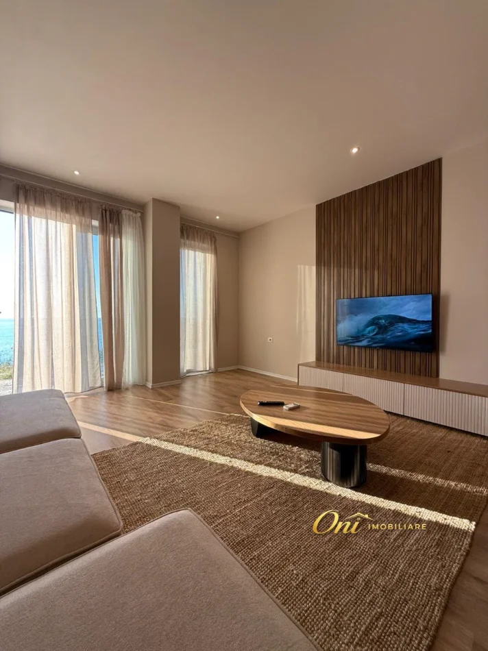 Vlore, shitet apartament 2+1 Kati 1, 124 m² 258.000 € (LUNGOMARE)
