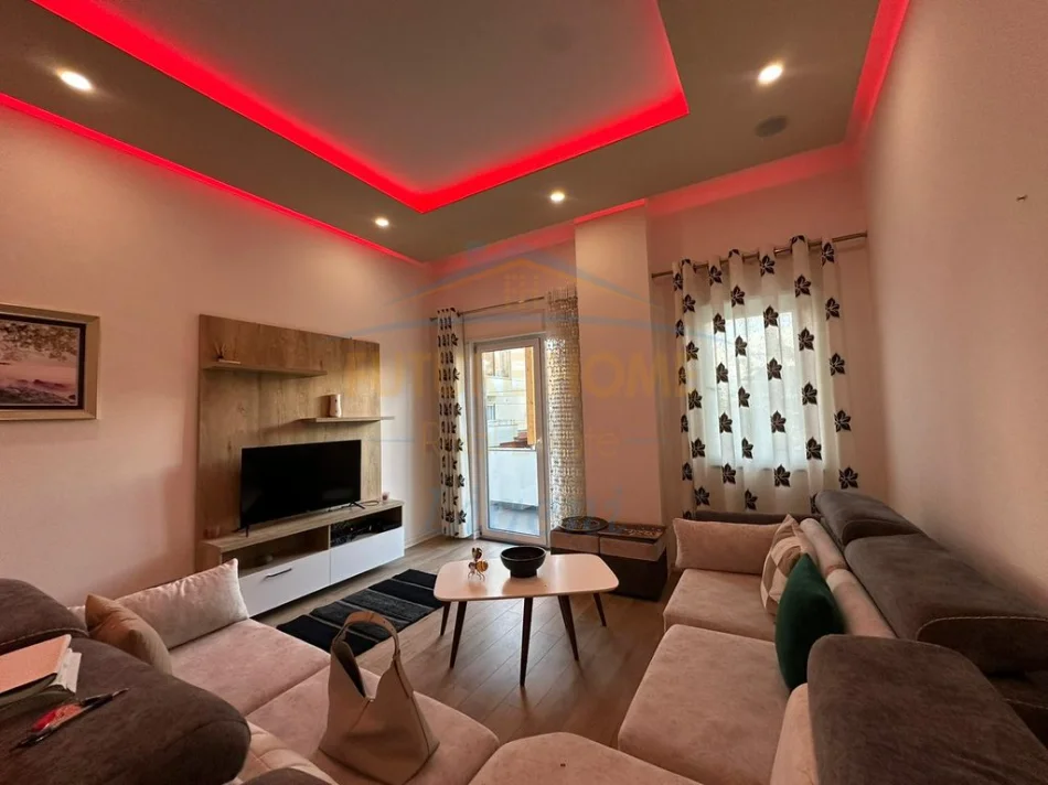 jap me qera apartament 2+1 Kati 1, 120 m² 799 € (LIQENI I THATE)