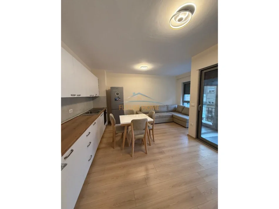 jepet me qera apartament Kati 2, 56 m² 720 €