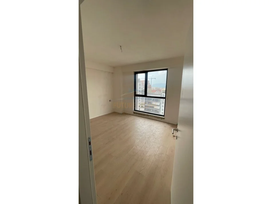 shitet apartament 2+1+Ballkon Kati 9, 92 m² 155.720 € (FUSHA E AVIACIONIT)