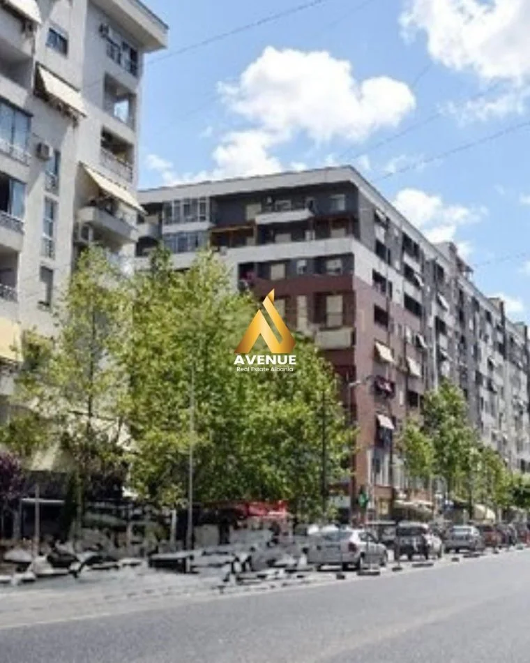 shitet apartament 2+1 Kati 2, 117 m² 195.000 € (Rruga Besim Alla)